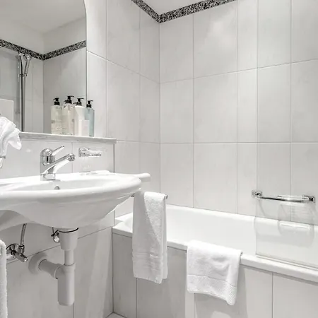 Blatter's & Bella Vista Hotell 4*
