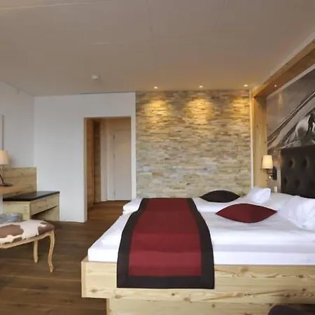 Blatter's & Bella Vista 아로사