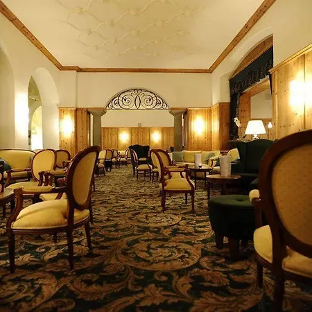 Blatter's & Bella Vista Hotell Arosa
